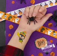 Süße Halloween Tattoos für kleine Kinder